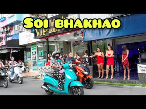 pattaya walk,soi buakhao,tree town bars,today 6 july 2022